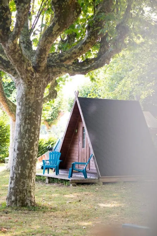 Camping De Thoissey *** France